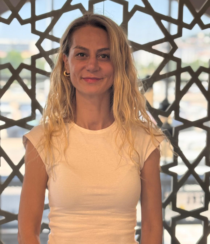 hatice-özlem-tomakay